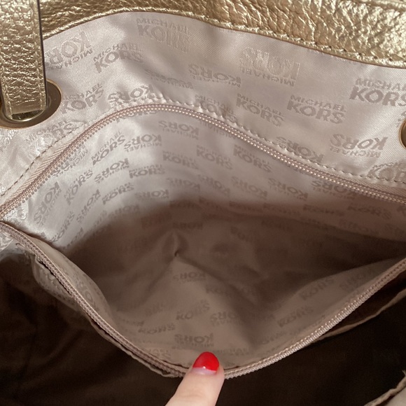 Gold Logo MK Purse - Picture 10 of 11